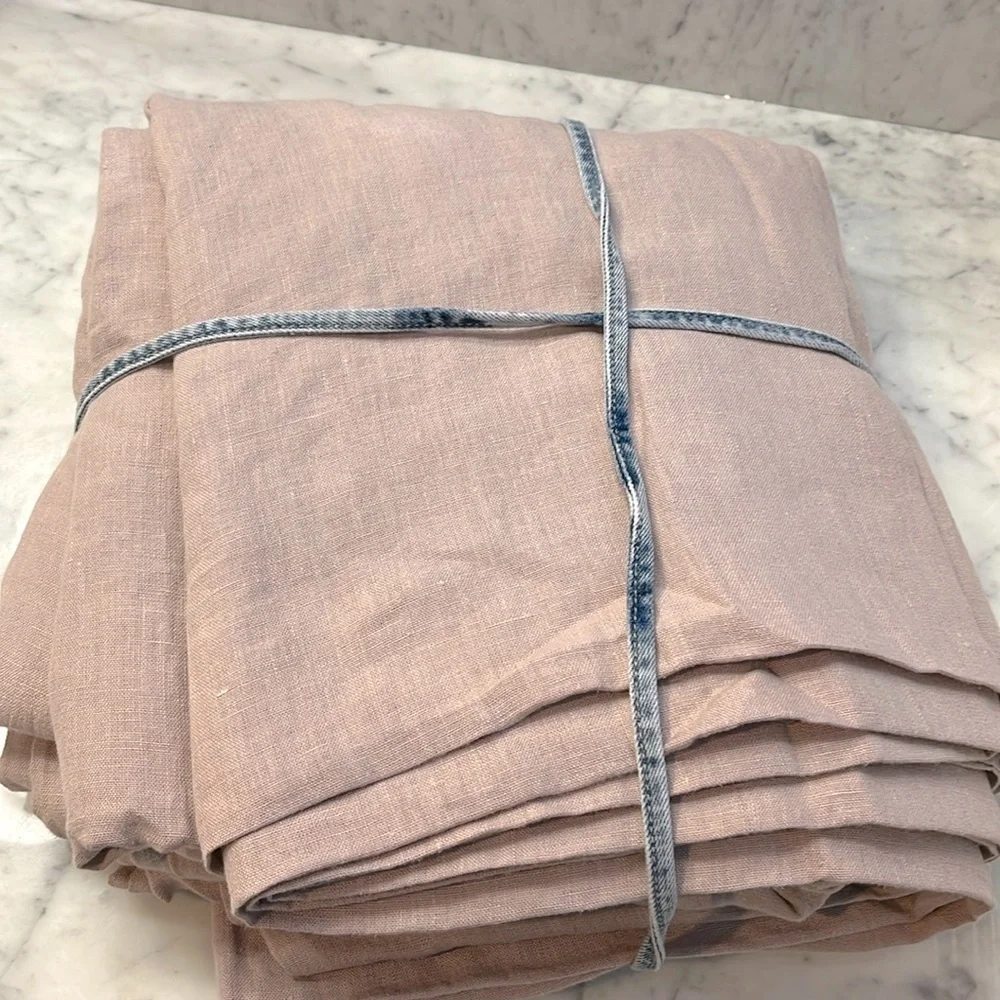 Urban Outfitters x MagicLinen Linen Duvet Cover Size Queen NWT
